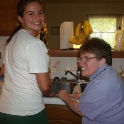 img-Karen-working-in-kitchen img-Karen-working-in-kitchen